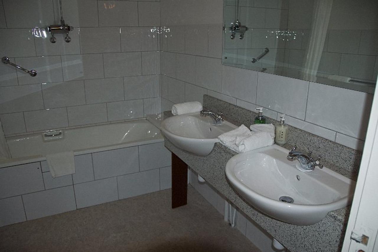 Kenmare House Hotel ภายนอก รูปภาพ